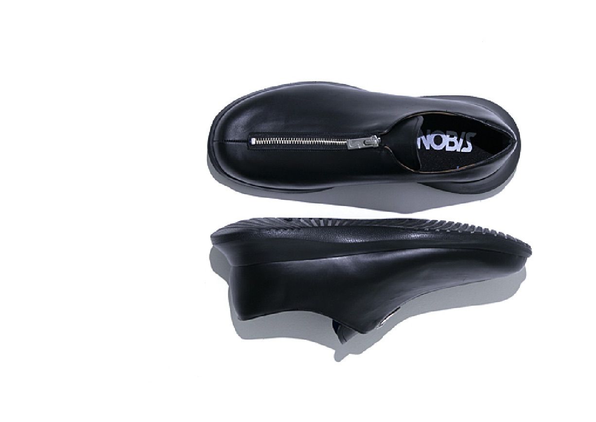 新品 SINOBIS シノビス レザースニーカー フロントジップ - メルカリ