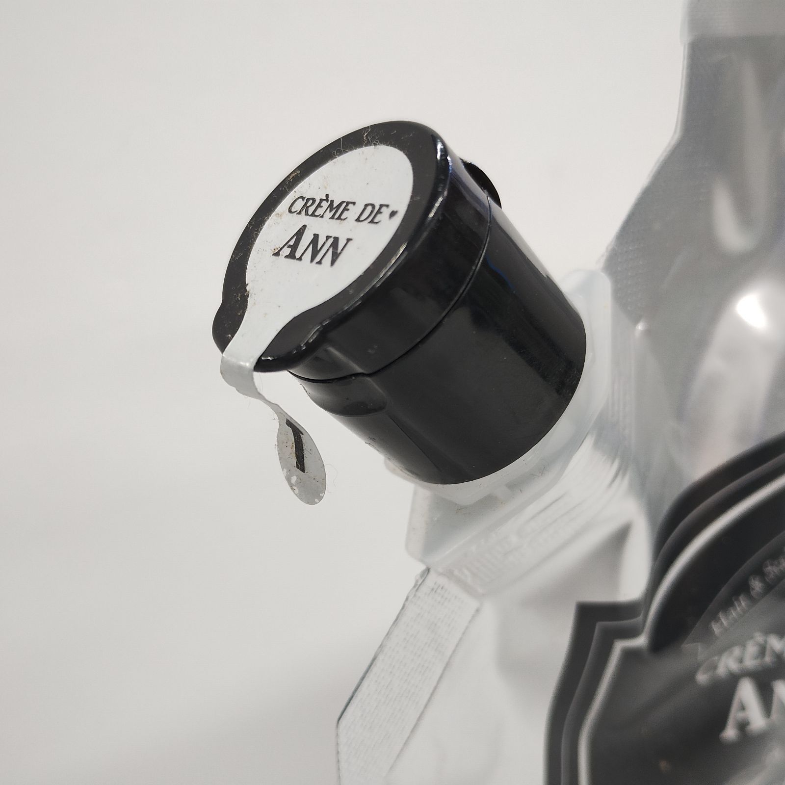 Y4106 K creme de Ann クレムドアン クリームトリートメントブラック