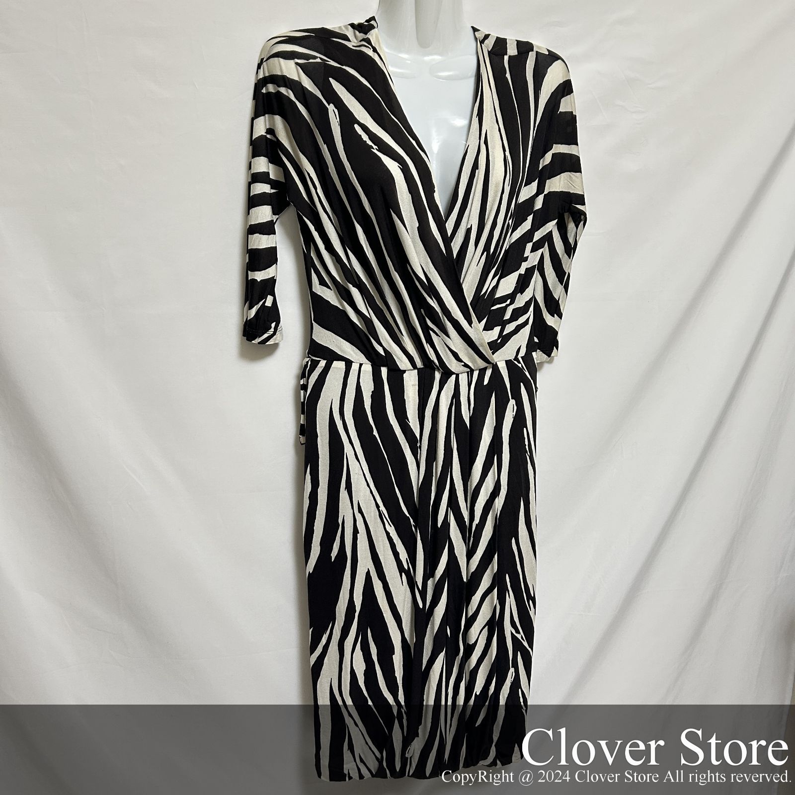 定価8万　未使用　マックスマーラ　MaxMara　ワンピース　サイズ42 白タグ 価格交渉お気軽にどうぞ！ 【極上美品Sランク】 Max Mara 白タグ