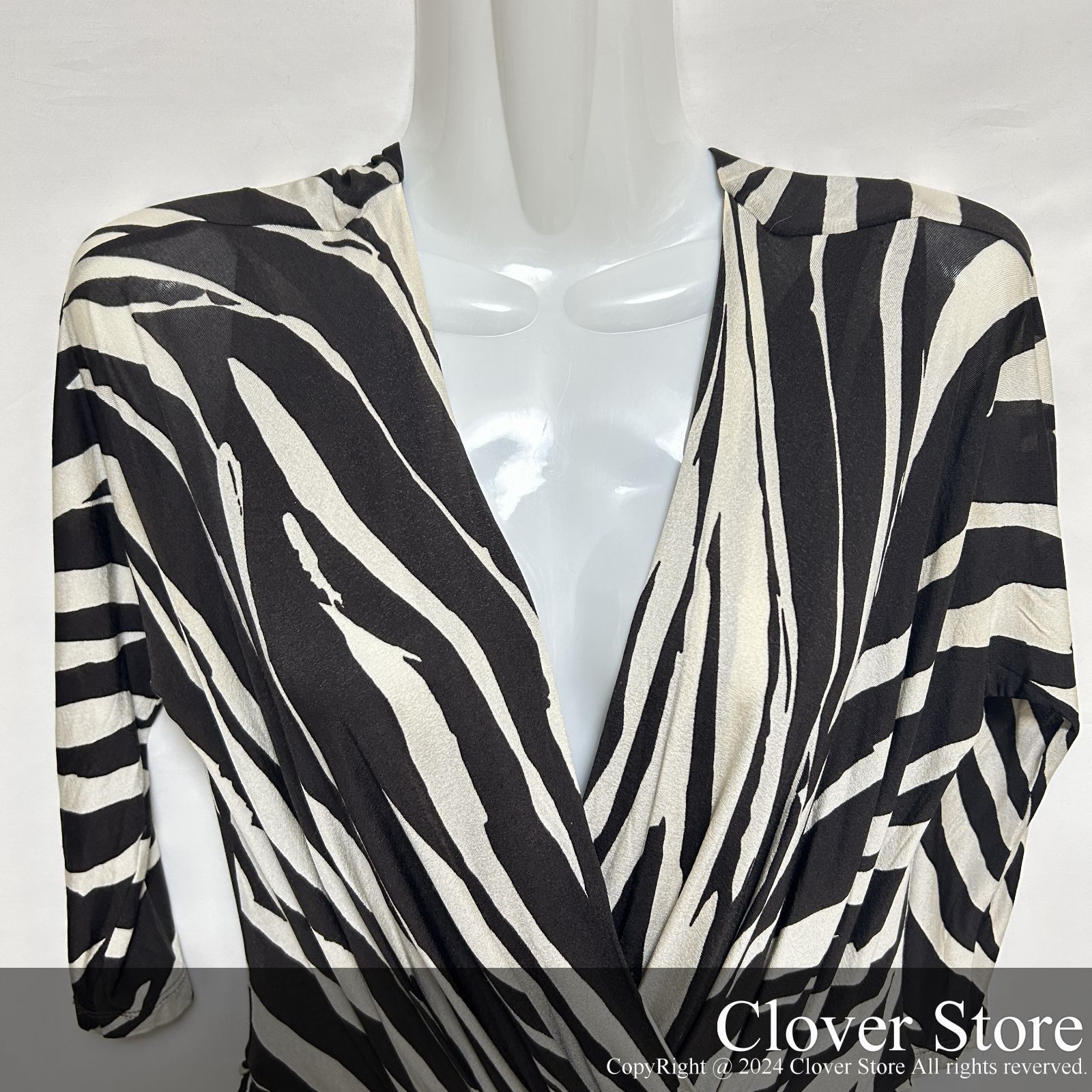 価格交渉お気軽にどうぞ！ 【極上美品Sランク】 Max Mara 白タグ