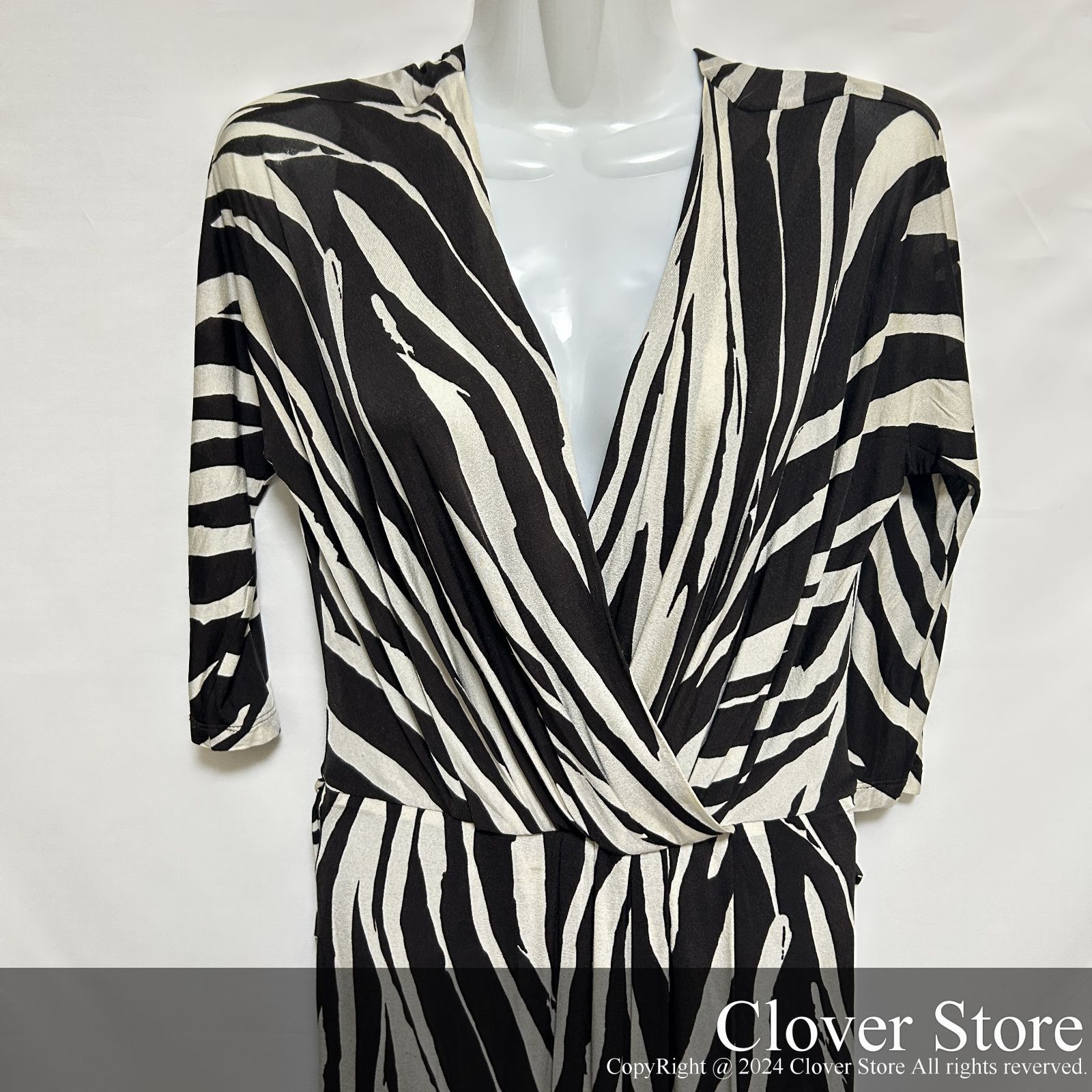 価格交渉お気軽にどうぞ！ 【極上美品Sランク】 Max Mara 白タグ