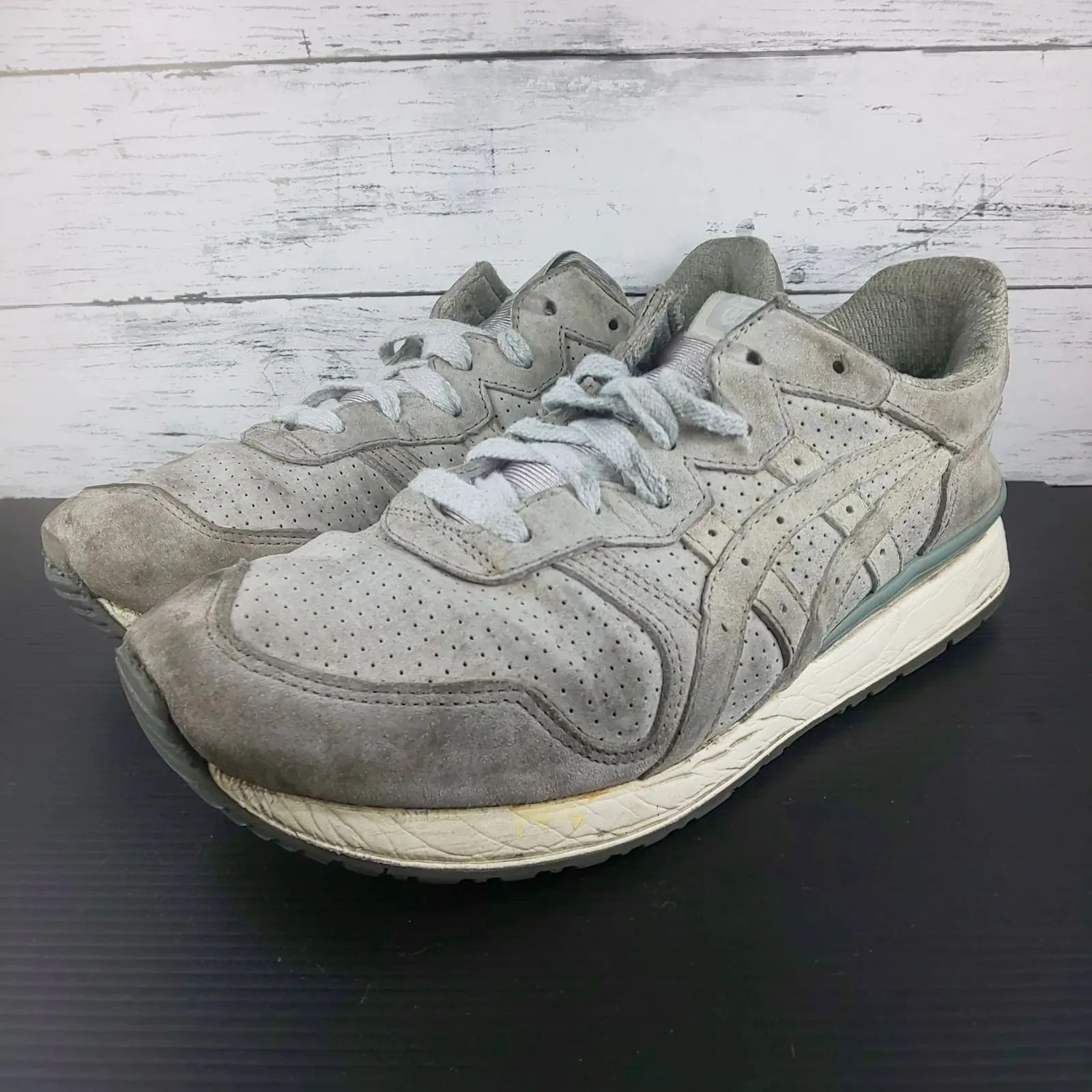 ONITSUKA TIGER TIGER ALLY オニツカタイガー タイガーアリー グレー 