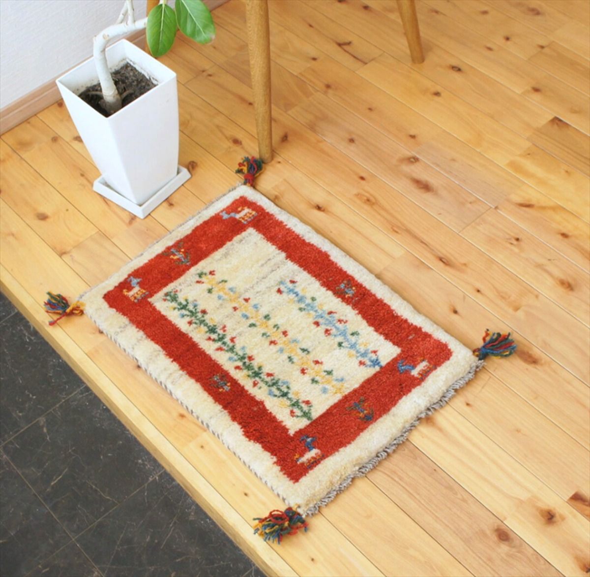 ペルシャ ギャッベ 玄関マット小 ラグ 58x38.5cm 茜色 ベージュ 生命の