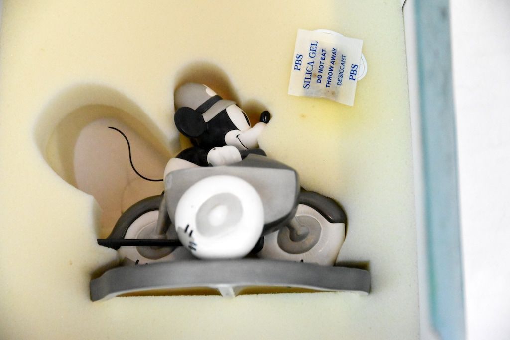 ディズニー ウォルトディズニークラシックコレクション Mickey サイドカー付きバイク