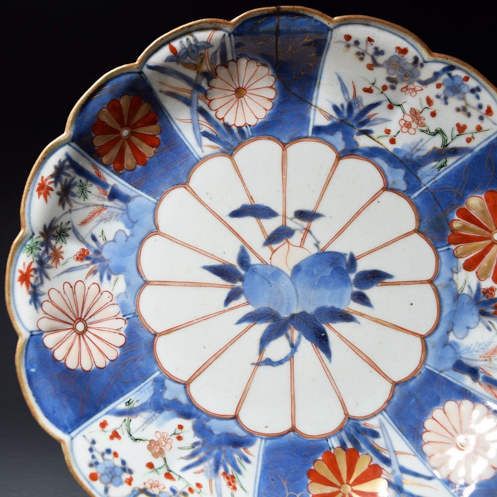 古伊万里　菊花　鎬　小皿　豆皿　江戸時代　アンティーク　骨董 江戸時代 古伊万里 渦福 染錦手菊割皿 皿 中皿 盛り皿 時代物 和食器