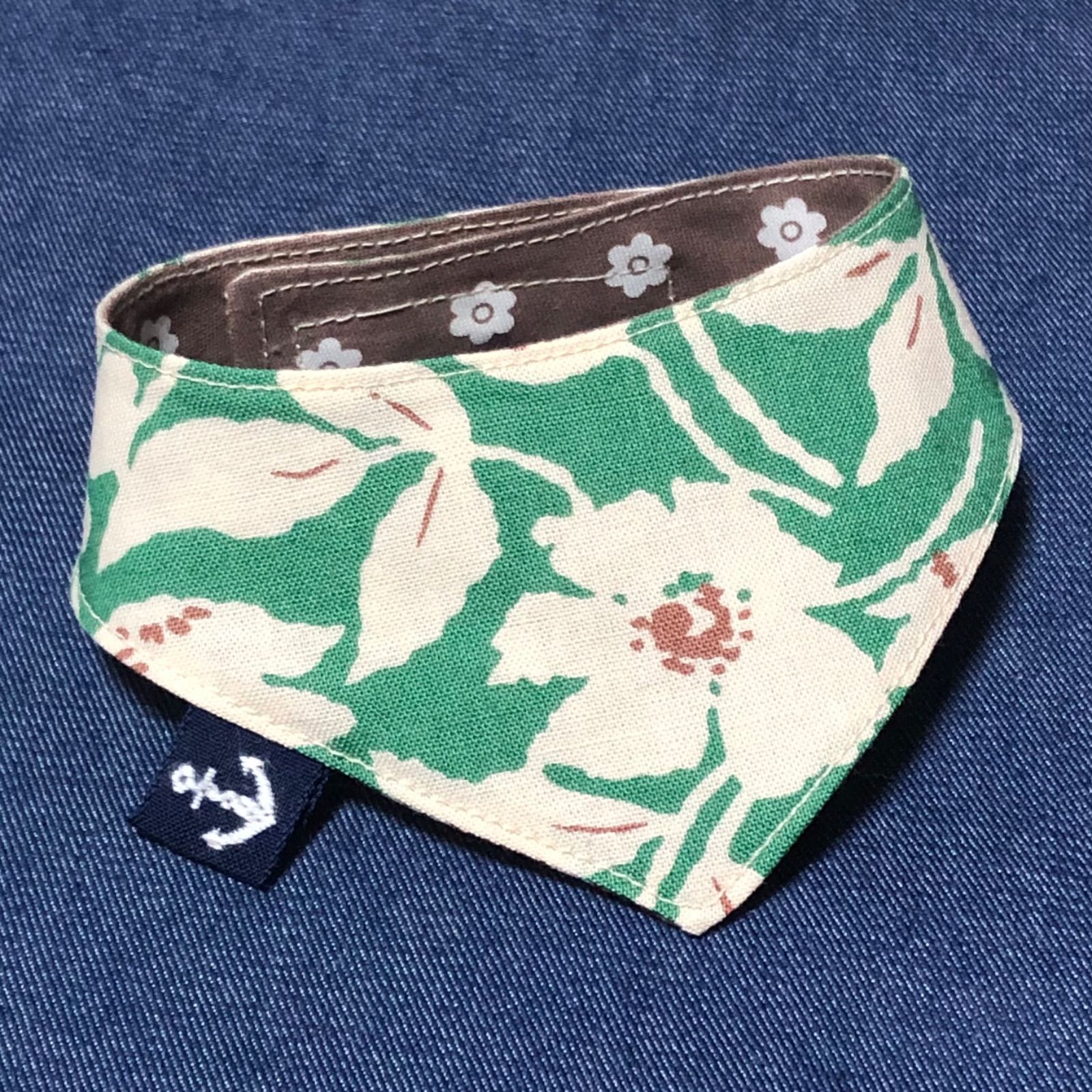 ☘️No.2646☘️ 犬猫用 リバーシブル バンダナ スタイ XXSサイズ 花柄