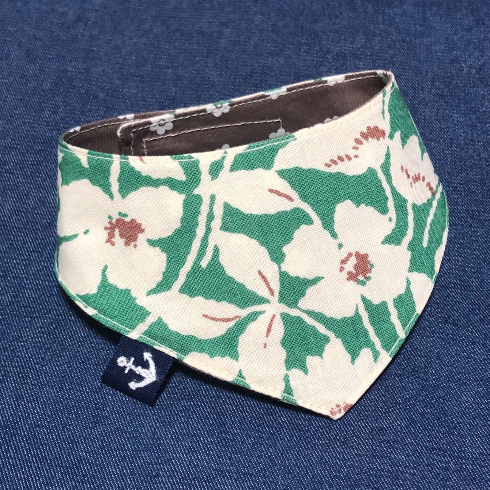 ☘️No.2838☘️ 犬猫用 リバーシブル バンダナ スタイ XSサイズ 花柄