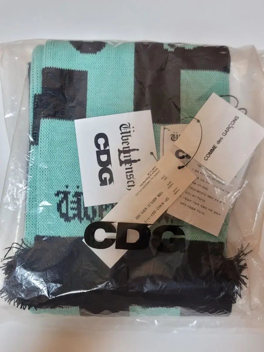 未開封新品) CDG x G-DRAGON（ジードラゴン） ウィーバーメンシュ