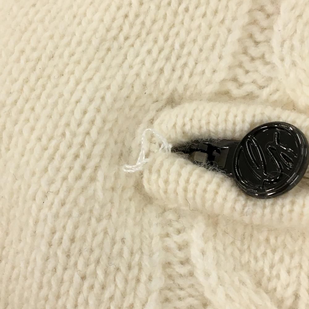 超美品】デサントゴルフ ニットスカート アイボリー カシミヤ混 LUXE