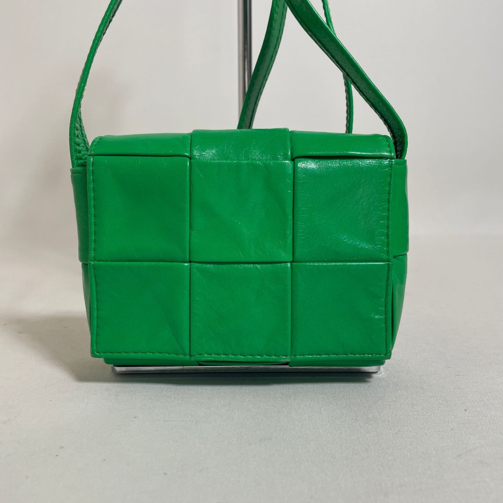 2601-120｜美品｜ボッテガヴェネタ カセット ショルダーバッグ