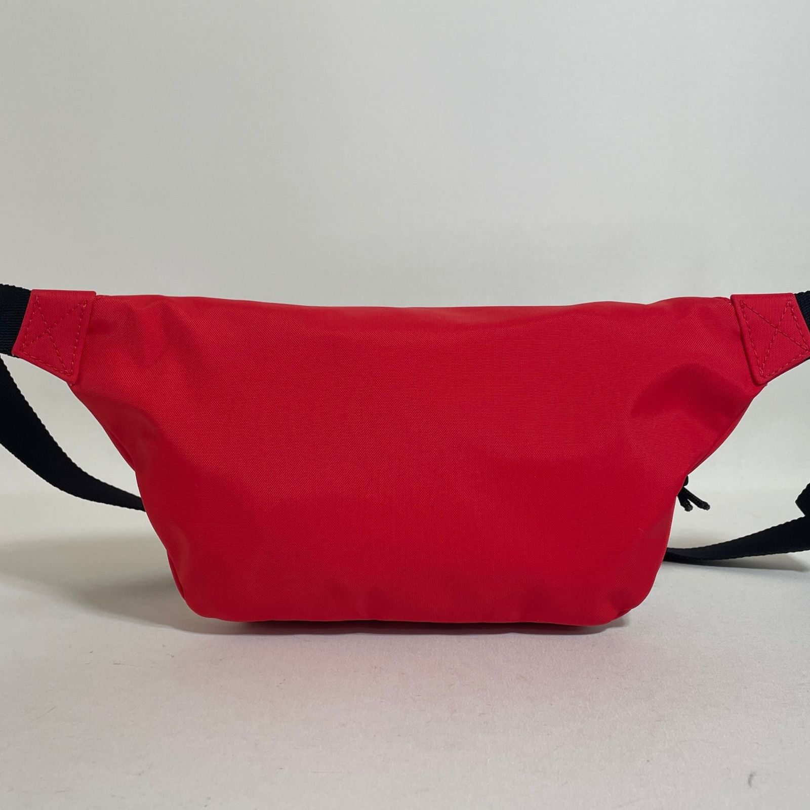 2601-128｜極美品｜バレンシアガ ボディバッグ ナイロン レッド - メルカリ