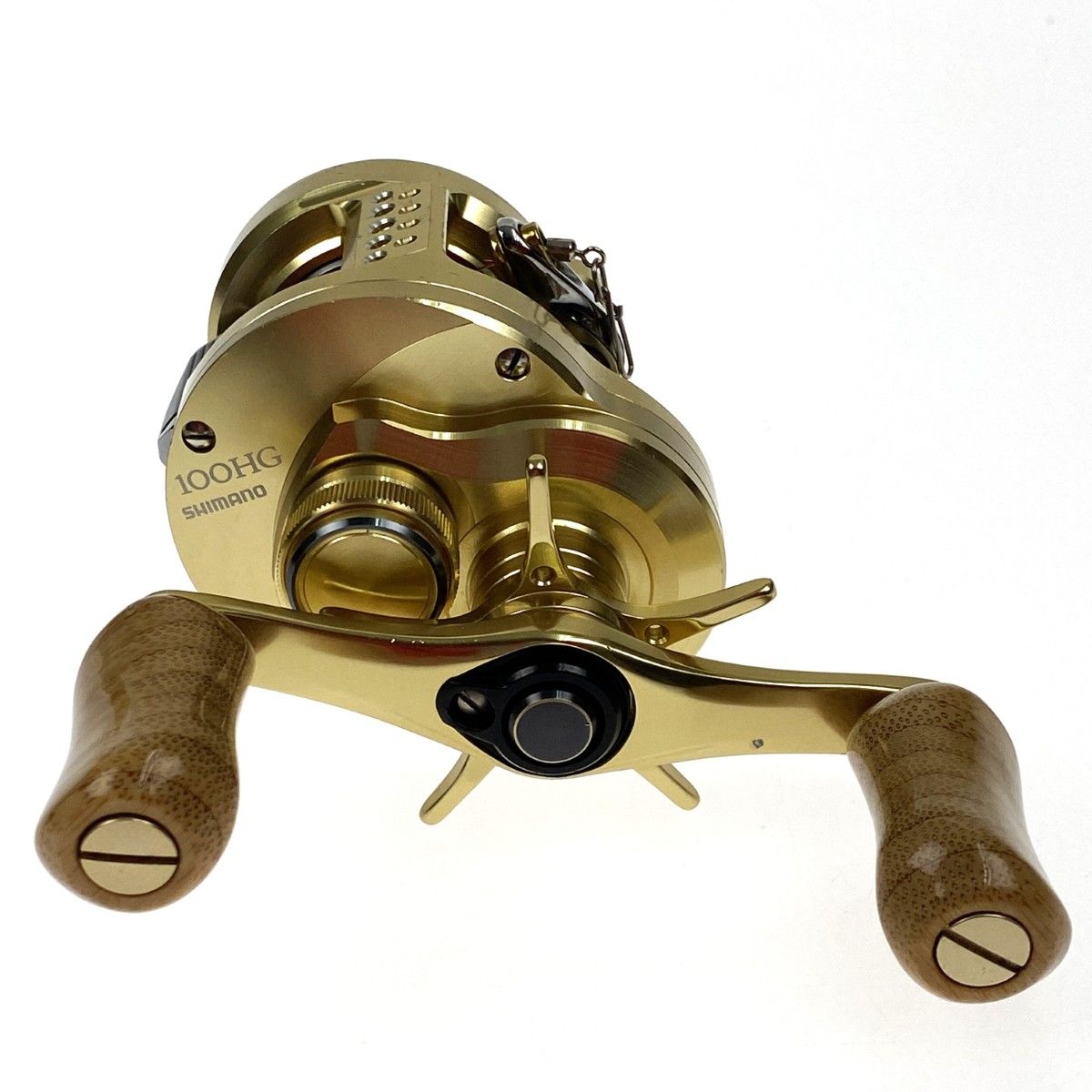 8*様 シマノ 21カルカッタコンクエスト100HG (右ハンドル a01-53