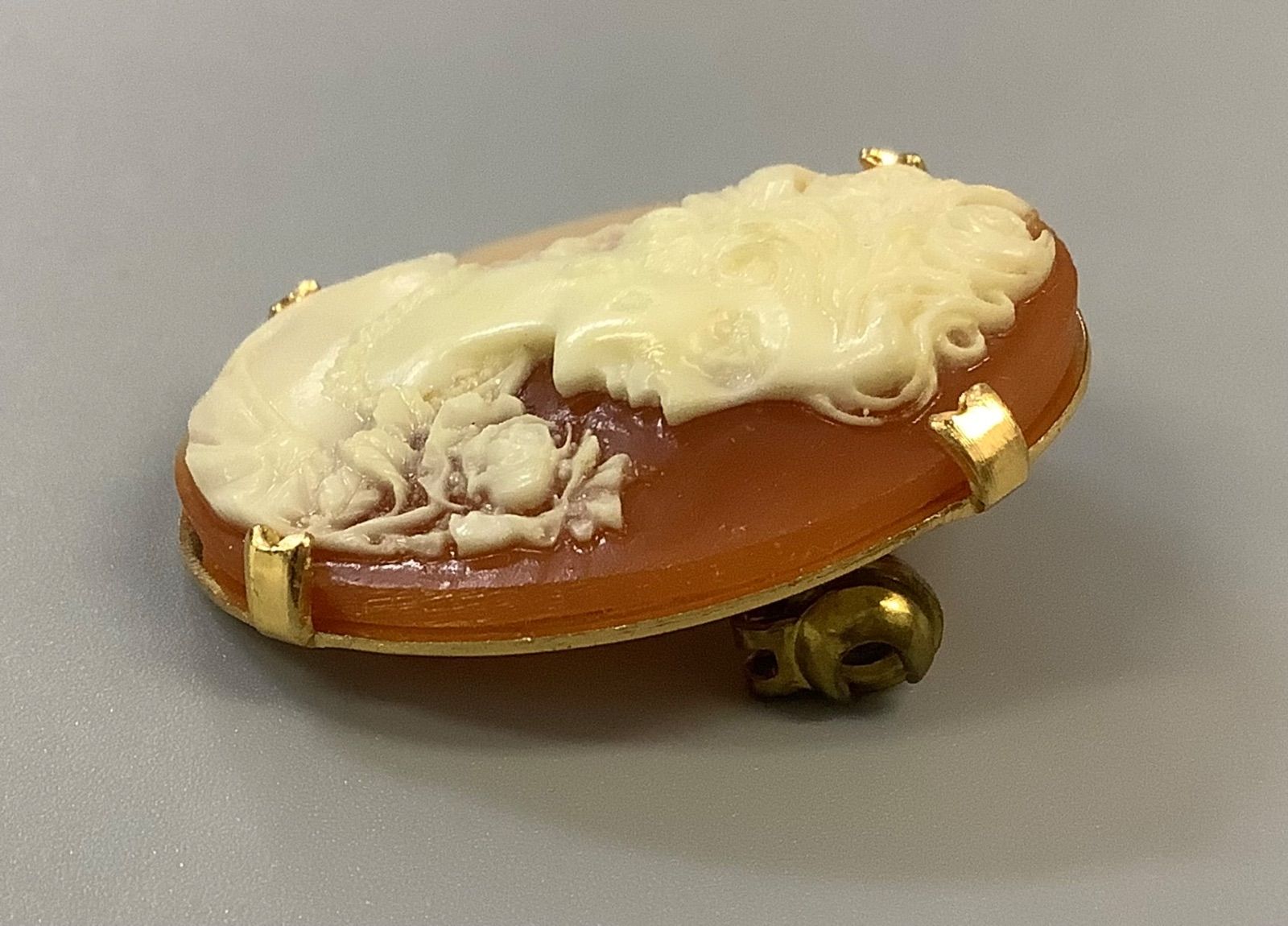 SN763 カメオ Cameo アンティーク ブローチ女性の横顔 ピンク 白