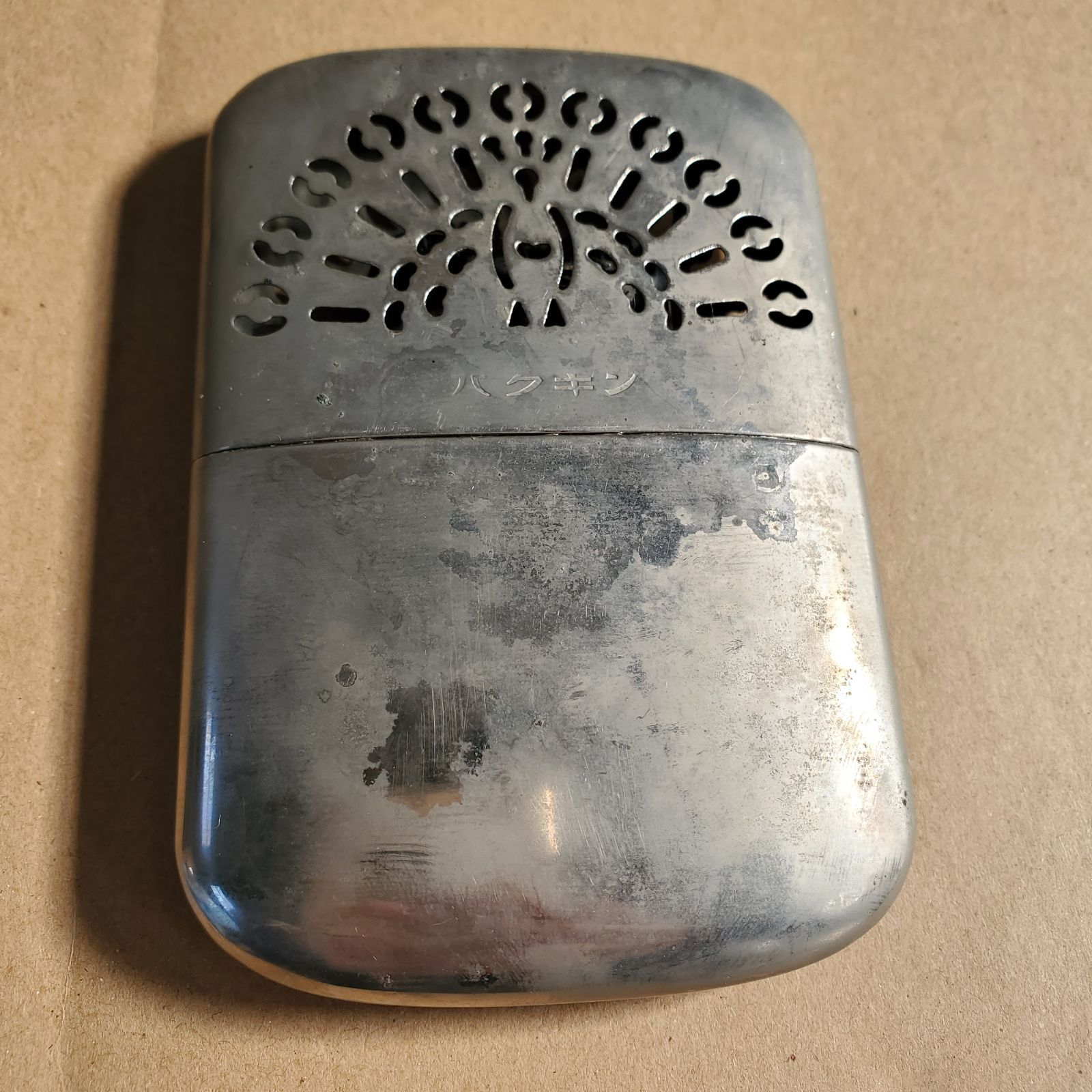 ①ハクキンカイロ 11羽 懐炉 昭和レトロ 昭和 ハクキンカイロ - メルカリ