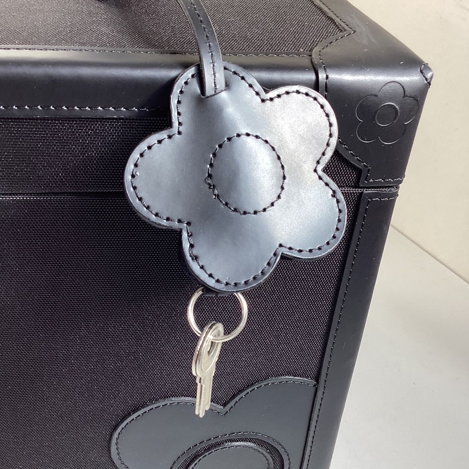 マリークワント MARYQUANT メイクボックス ☆未使用☆ …e.s - メルカリ