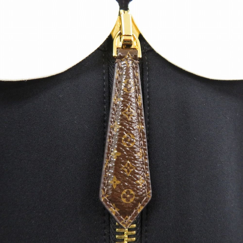 新品同様 ルイ ヴィトン テクニカルジャージー ピーターパンカラー