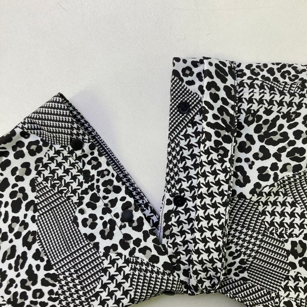 サイズ：2 MASTER BUNNY EDITION マスターバニーエディション フード付