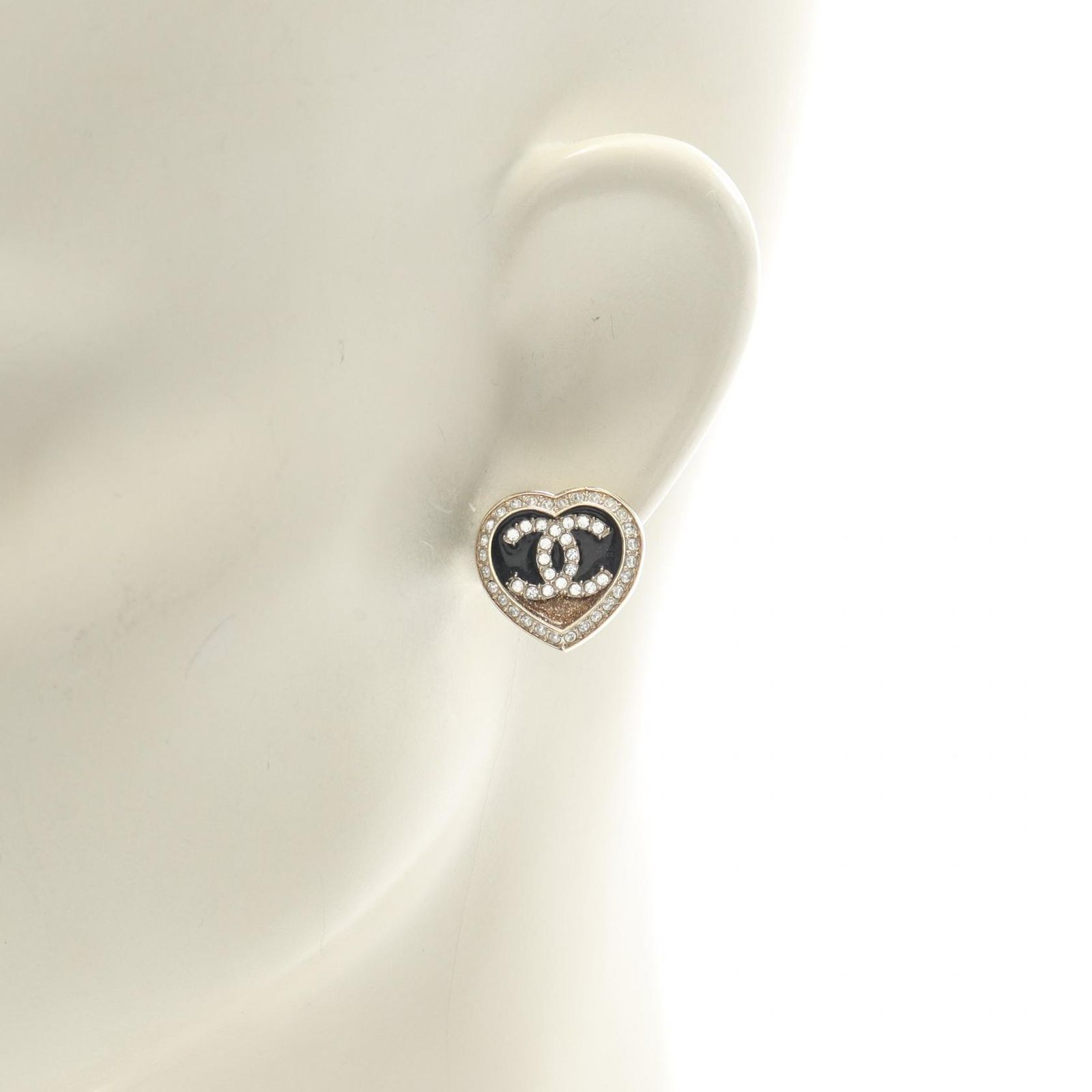 CHANEL シャネル ココマーク ハート ピアス - メルカリ