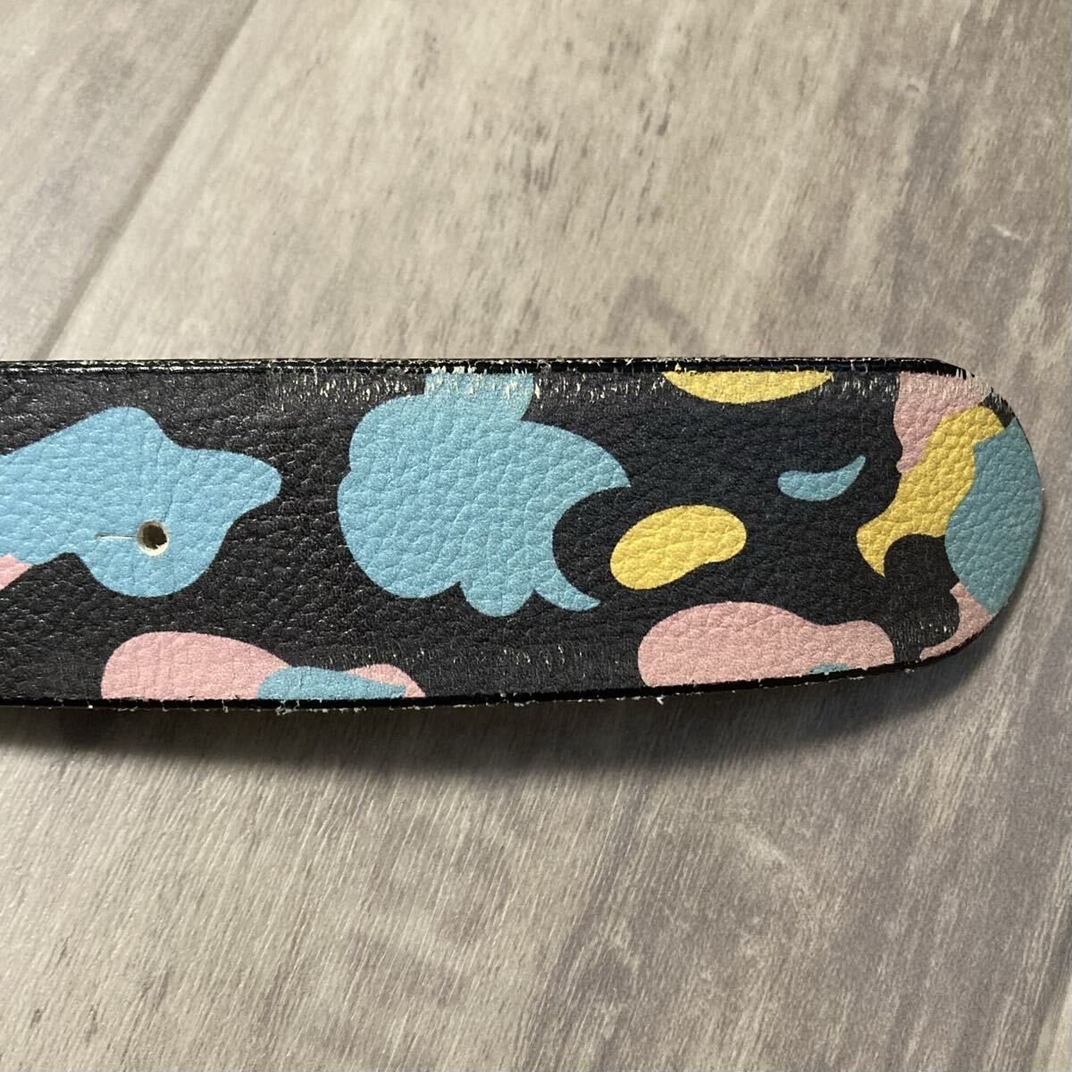 スワロフスキー マルチカモ レザー ベルト a bathing ape BAPE