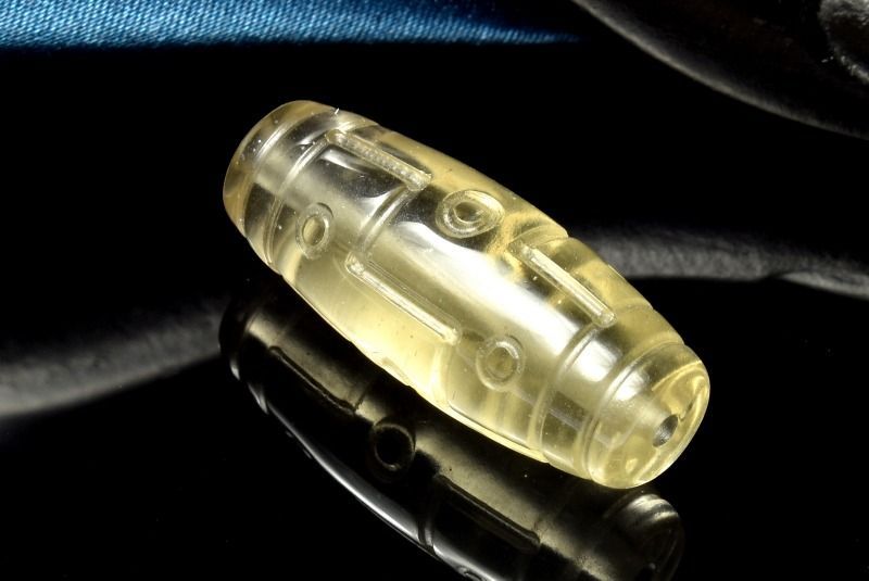 1点物】AAA激レア☆透明レモンカラー◇ リビアングラス 29x12mm 九眼