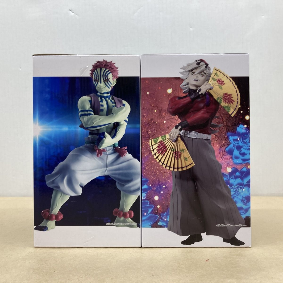 鬼滅の刃　猗窩座　童磨　フィギュア　新品未開封 怪しげな笑顔や羽織、扇など細部まで表現！『劇場版「鬼滅の刃」無限城