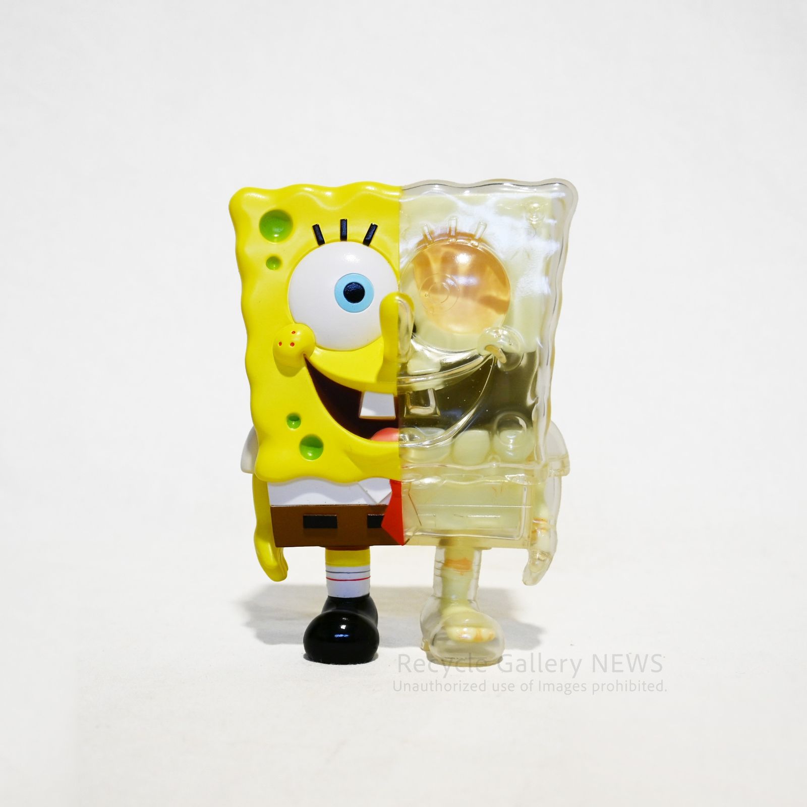 ○ シークレットベース スポンジボブ フィギュア SECRETBASE SPONGEBOB