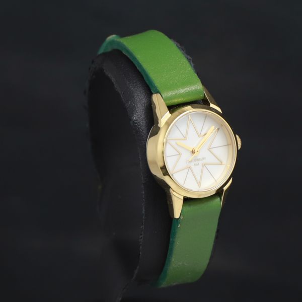 QZ スタージュエリー ラウンド シェル文字盤 レディース腕時計 2000000