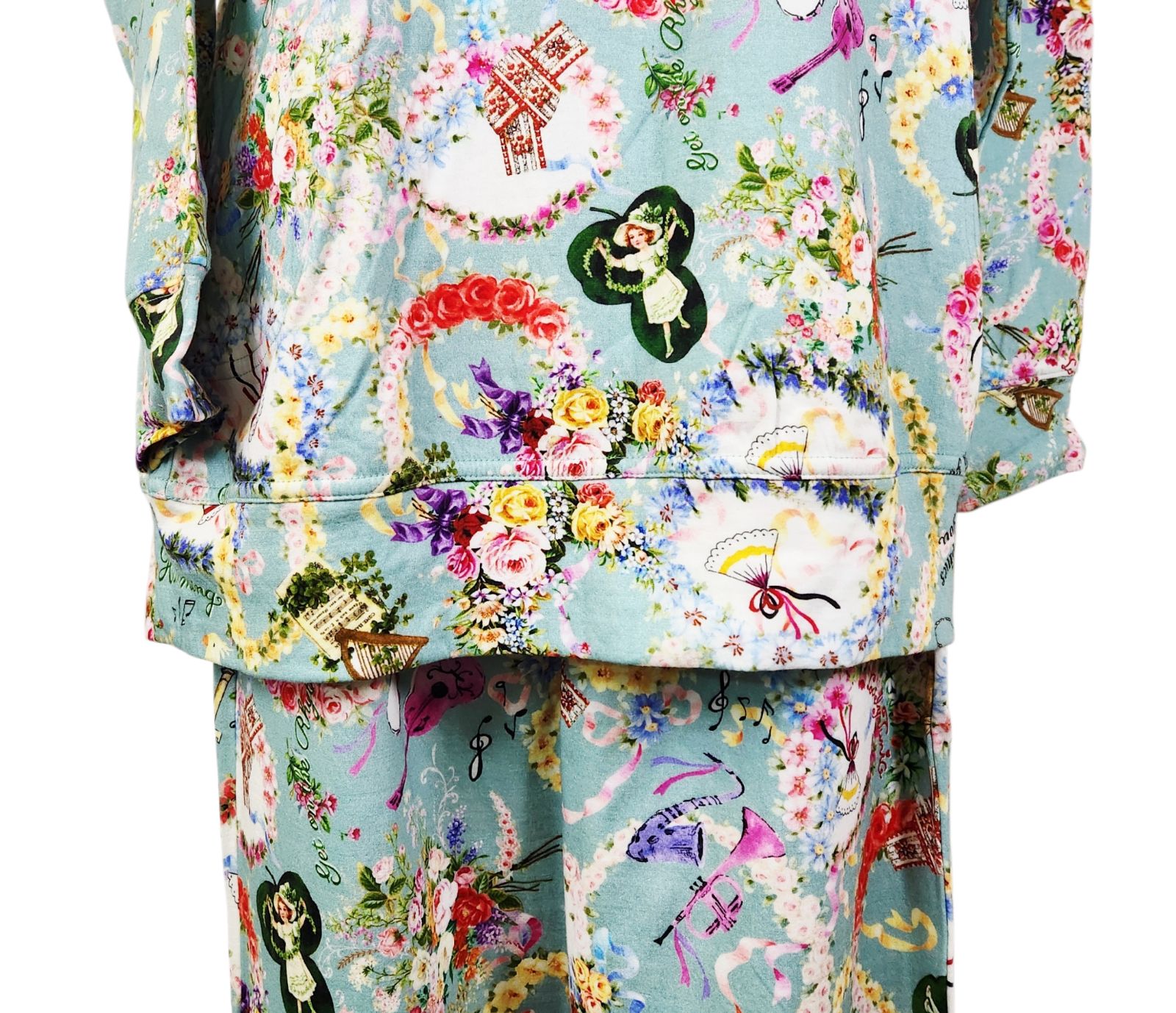 鴨居羊子パジャマ 新品未使用‼️TUNIC 長袖トレーナーパジャマ 40接結