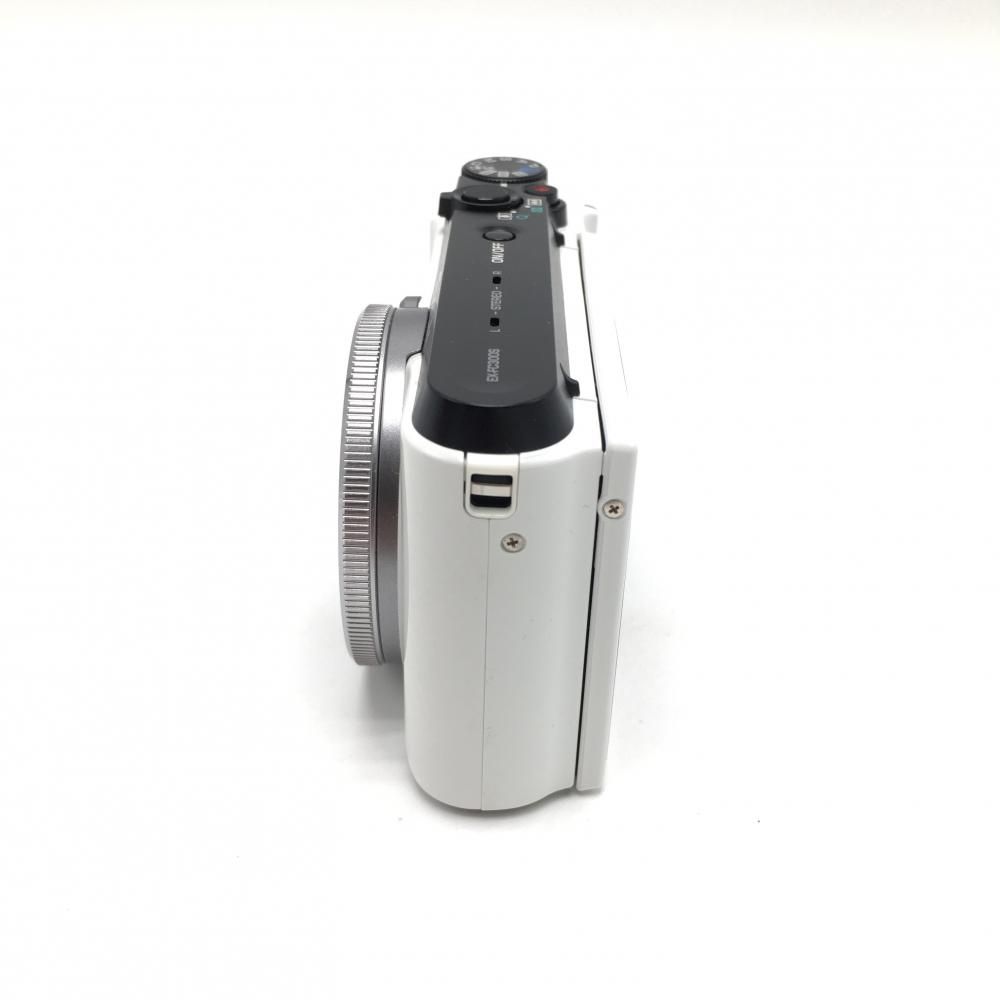 超美品】カシオ デジタルカメラ 白 EXILIM EX-FC300S 通電確認済