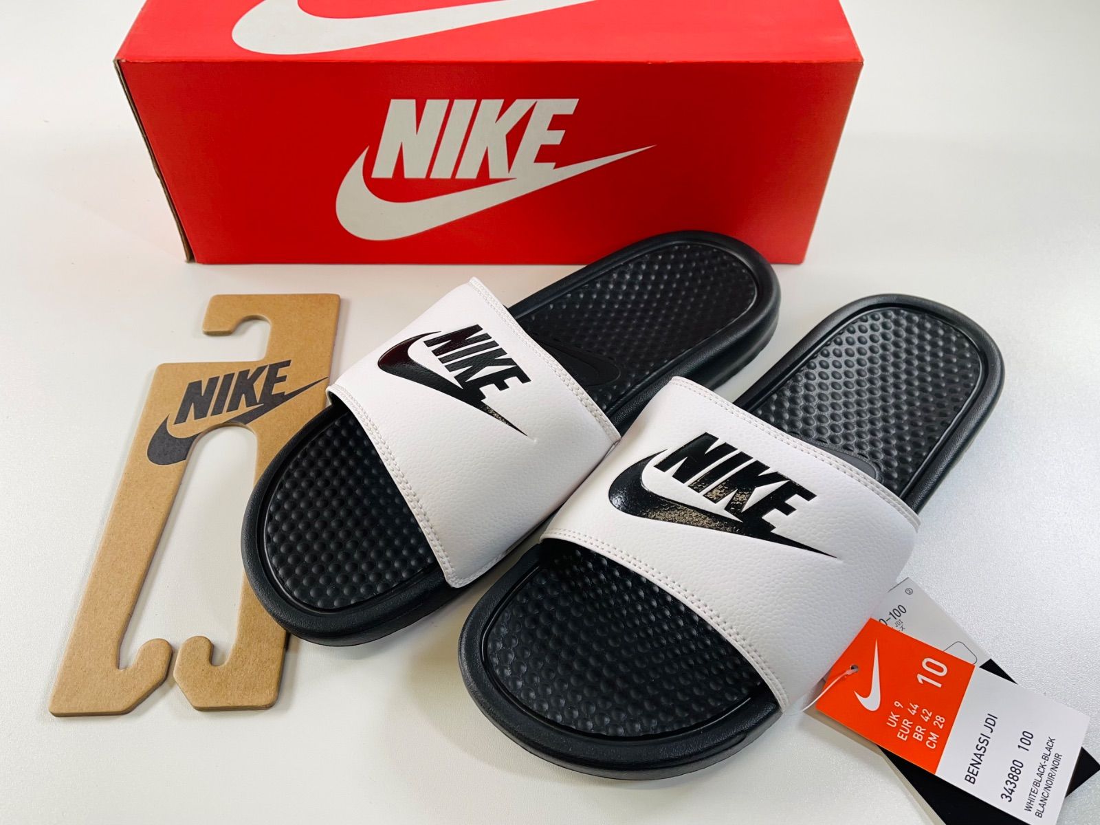 ☆タグ付き 未使用品 極美品 NIKE ナイキ ベナッシ JDI サンダル 白 黒