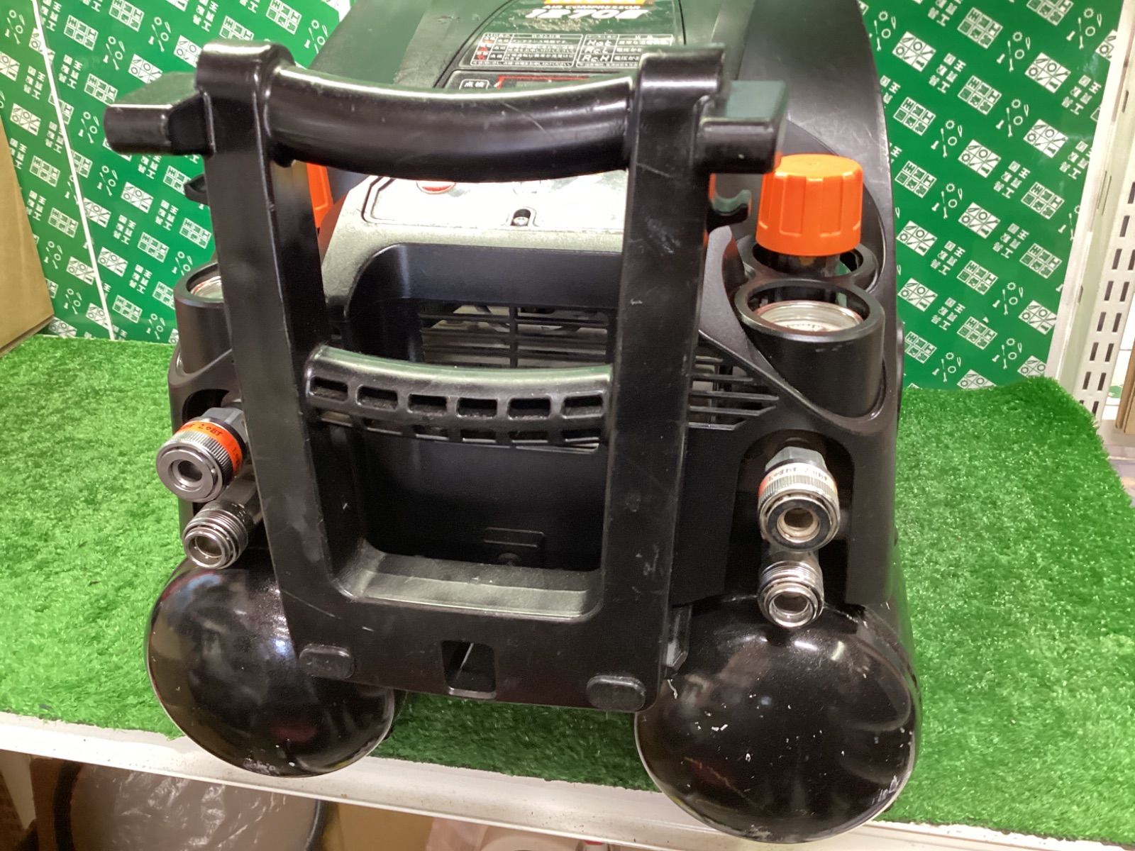 MAX マックス 高圧スーパーエアコンプレッサー ブラック AK-HH 1270 E |