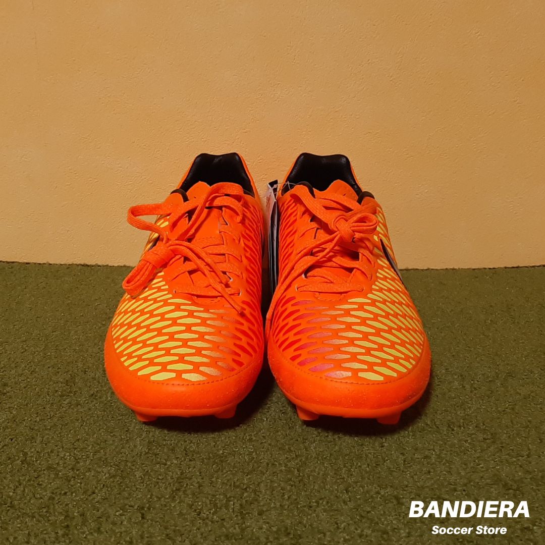 新品・未使用】NIKE ナイキ サッカースパイク マジスタ オーデン HG-E