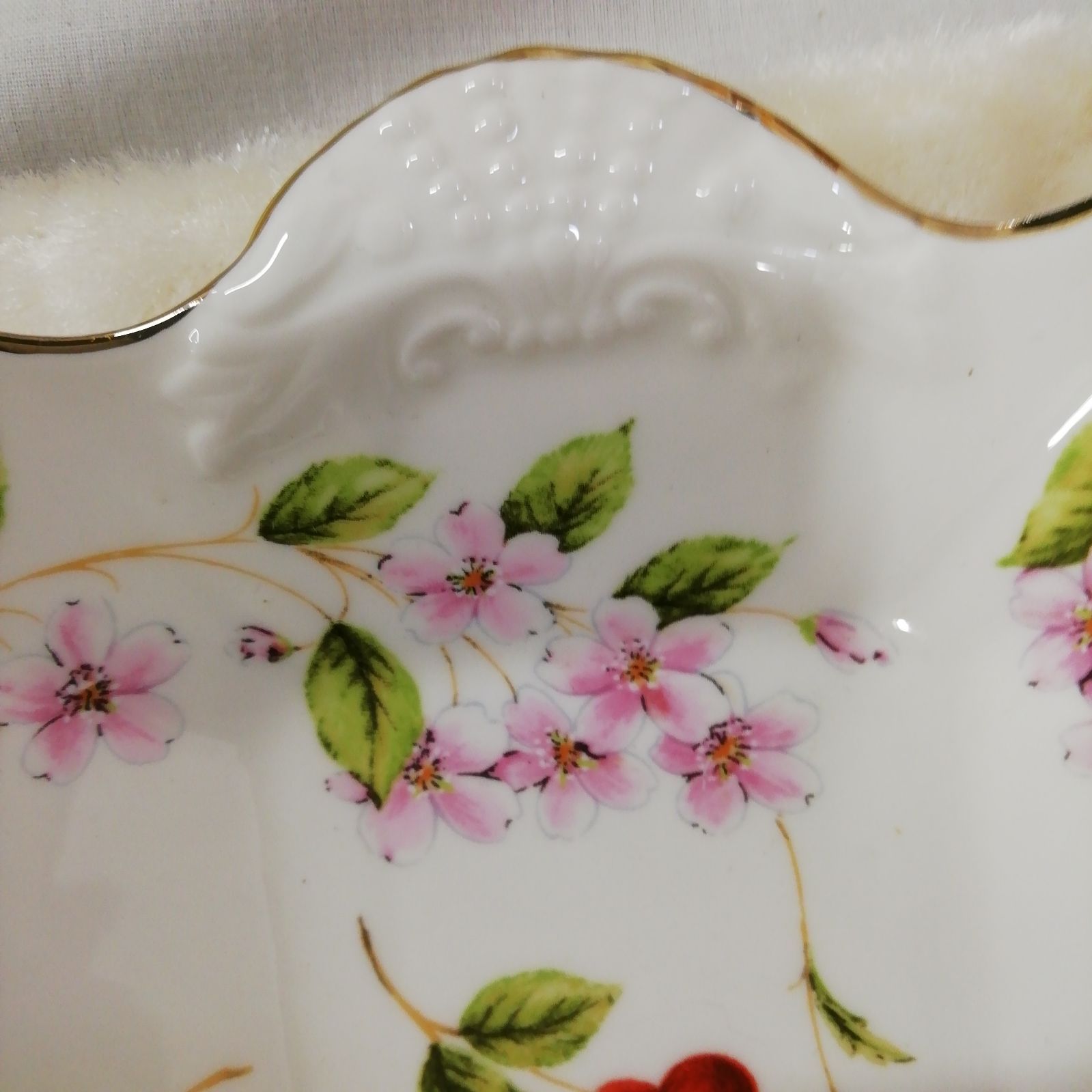 未使用】エインズレイ 31cm チェリーブロッサム 陶器サンドイッチ