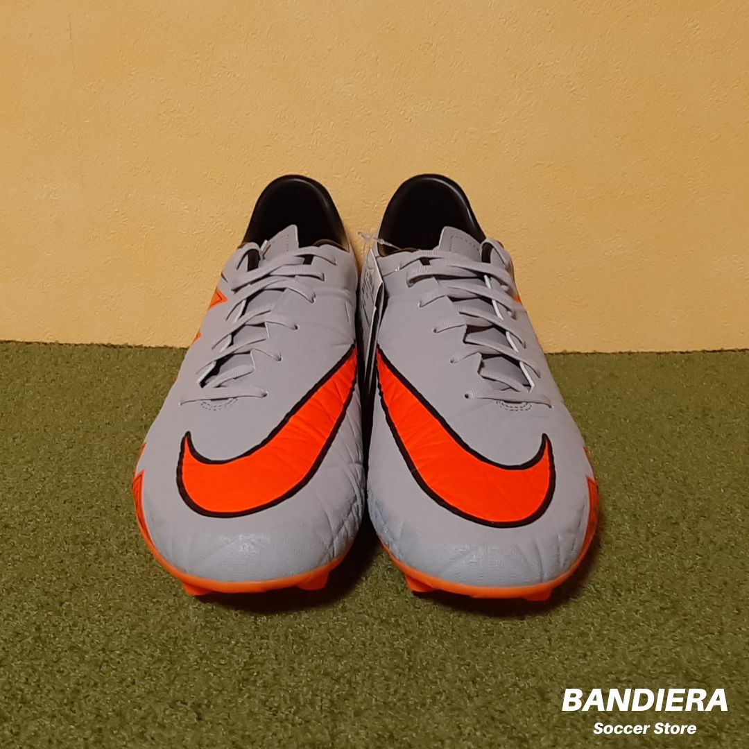 新品・未使用】NIKE ナイキ サッカースパイク ハイパーヴェノム