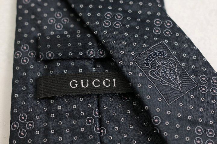 新品未使用✨GUCCI グッチ ブランド ネクタイ GG柄 総柄 クレスト紋章 グッチ ブランド ネクタイ クレスト紋章 GG柄 ドット チェック柄