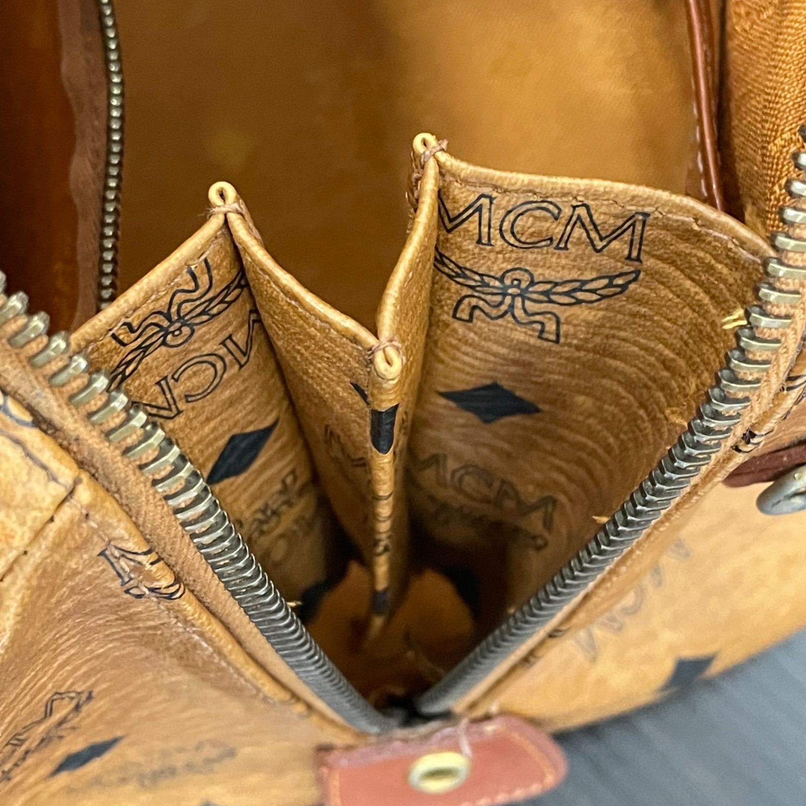 ☆ MCM エムシーエム ミニボストンバッグ レザー ハンドバッグ