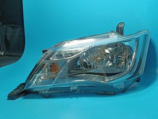 コーティング済 カローラフィールダー NZE164G 左ヘッドランプ・ヘッド