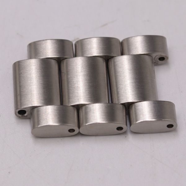 オメガ　純正品　3コマ 18mm 良品 オメガ シーマスター 純正コマ 3コマ シルバーカラー 18mm メンズ