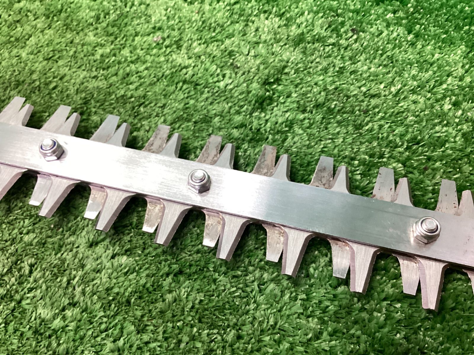 山善(YAMAZEN) 10.8V 充電式 高枝ガーデントリマー&ガーデンソーセット