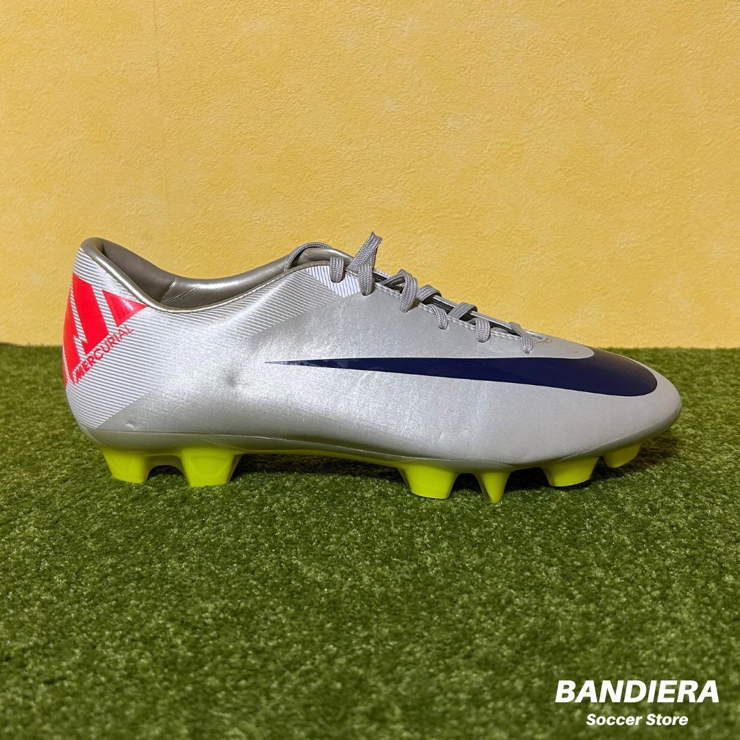 新品・未使用】NIKE ナイキ サッカースパイク マーキュリアル