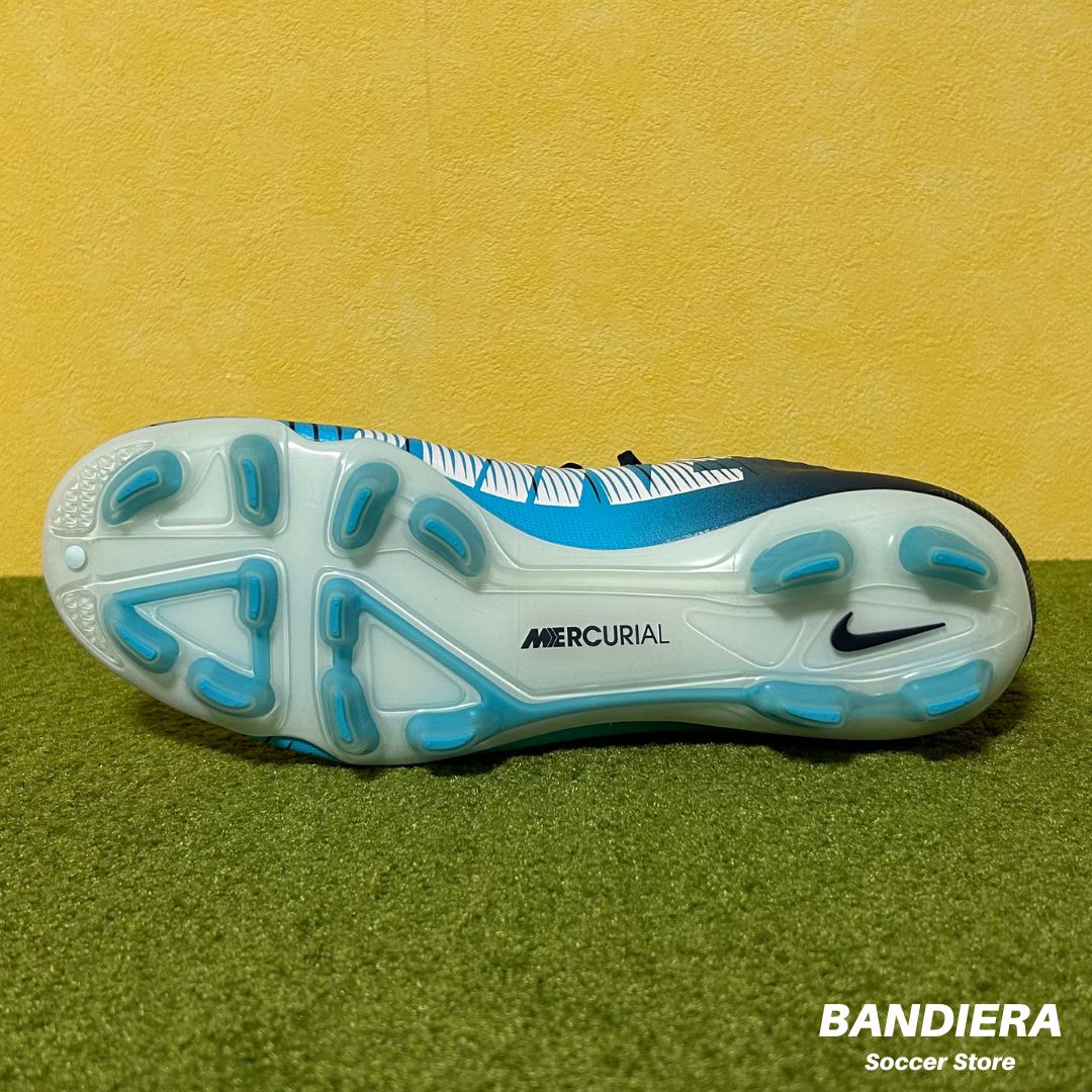 新品・未使用】NIKE ナイキ サッカースパイク マーキュリアル