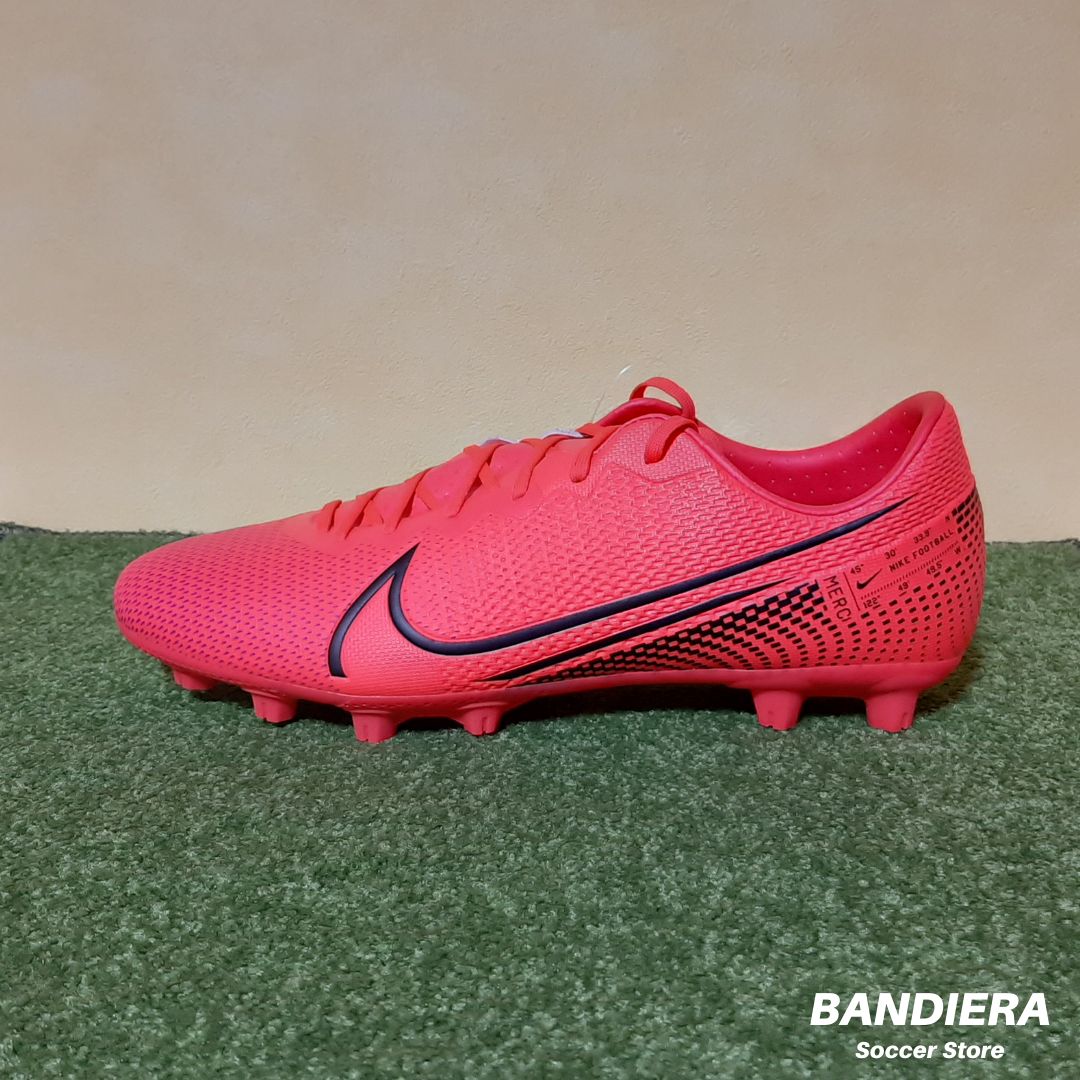 新品・未使用】NIKE ナイキ サッカースパイク ヴェイパー 13 PRO HG