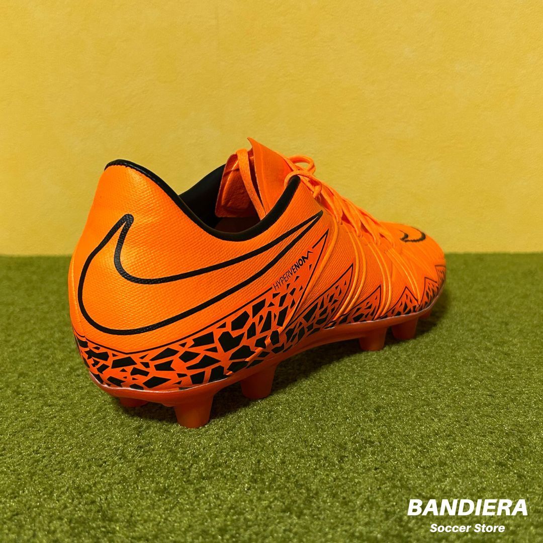 新品・未使用】NIKE ナイキ サッカースパイク ハイパーヴェノム