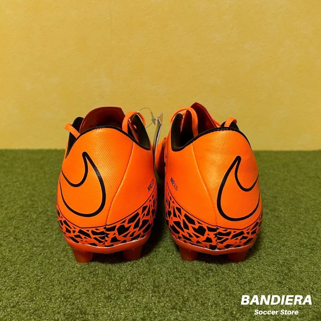 新品・未使用】NIKE ナイキ サッカースパイク ハイパーヴェノム