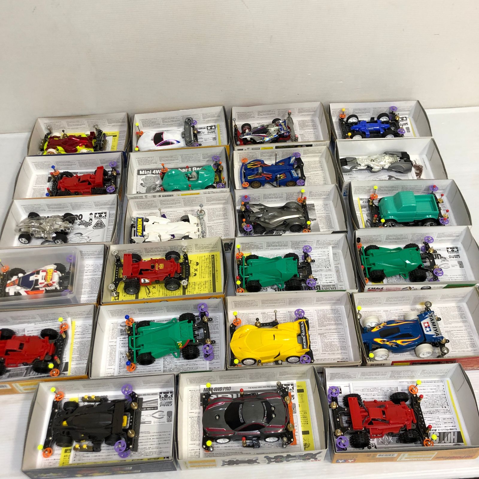 △②【ジャンク品】TAMIYA ミニ四駆 まとめ 大量 ※欠品・破損・動作等
