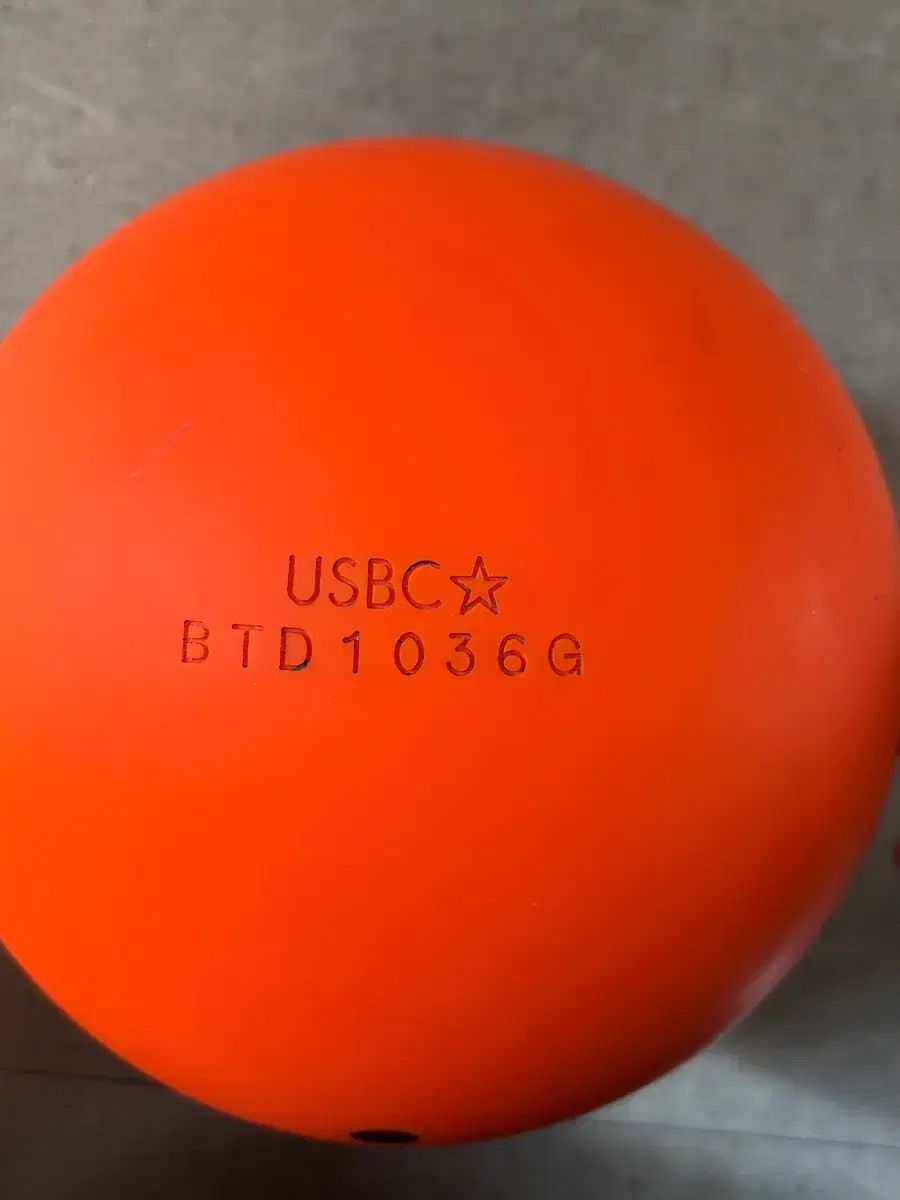 black widow（ブラックウィドウ） オレンジ ウレタン 出品 15p - メルカリ