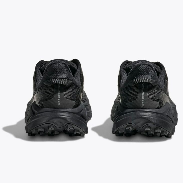 ランニングシューズ HOKA