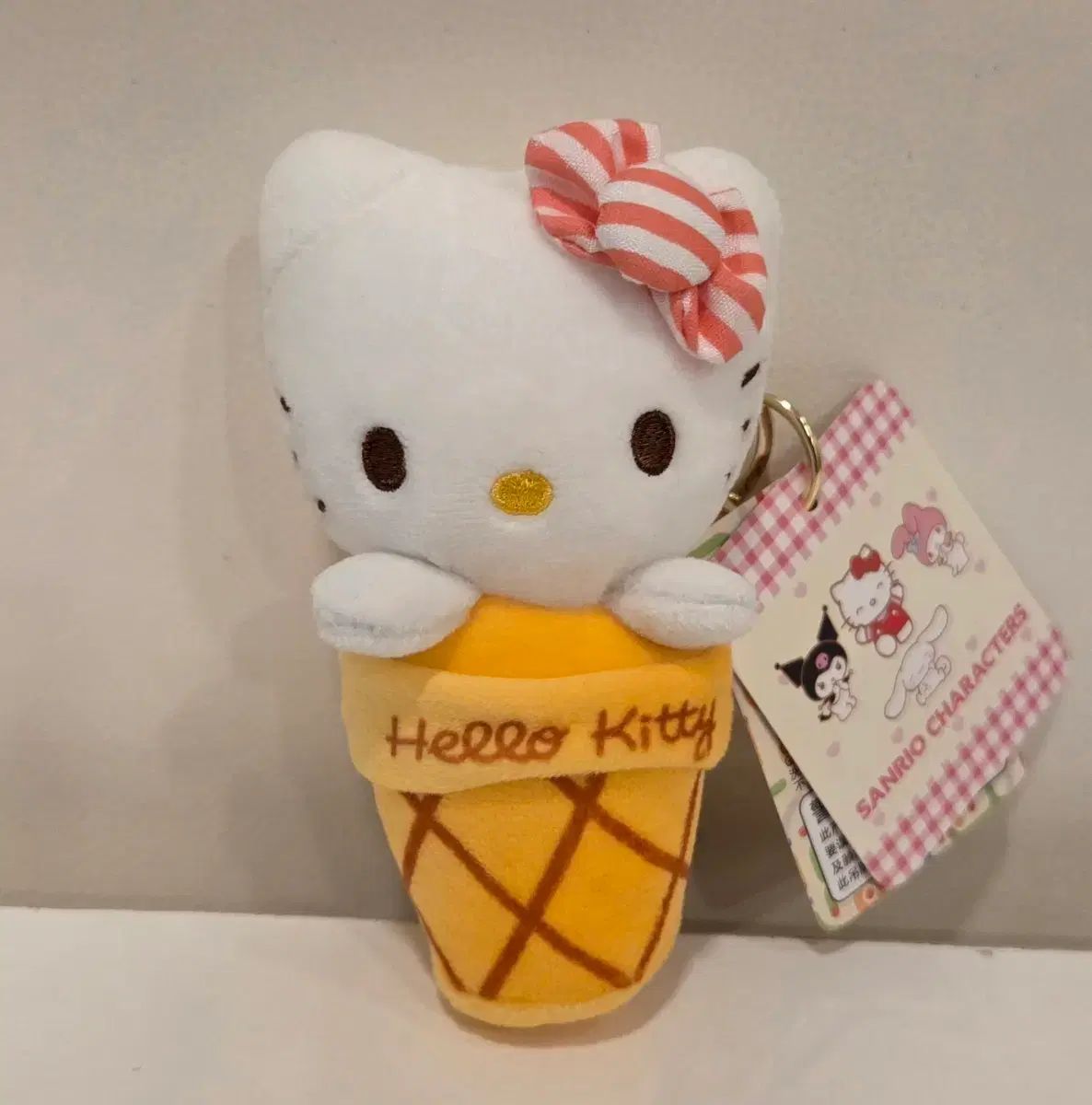 ハローキティ アイスクリーム ぬいぐるみ キーホルダー - メルカリ
