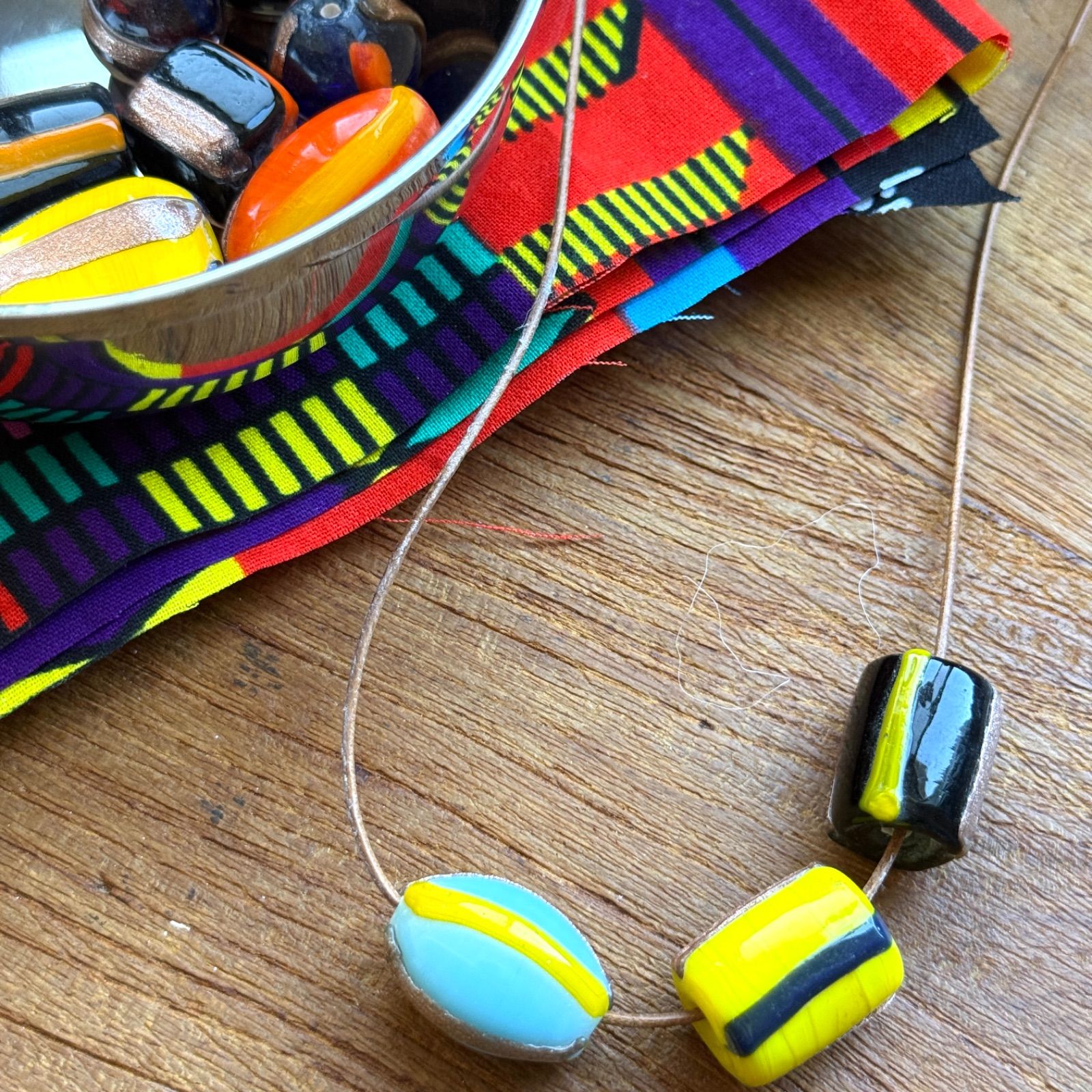 アフリカンビーズ 1個入り トレードビーズ A-G - メルカリ