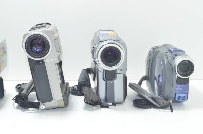 ソニー　カラービデオカメラ　ジャンクとして出品 送料無料】 ジャンク SONY ビデオカメラ まとめ売り 6台セット 部品